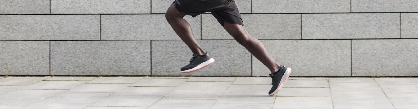 Persona haciendo ejercicio físico